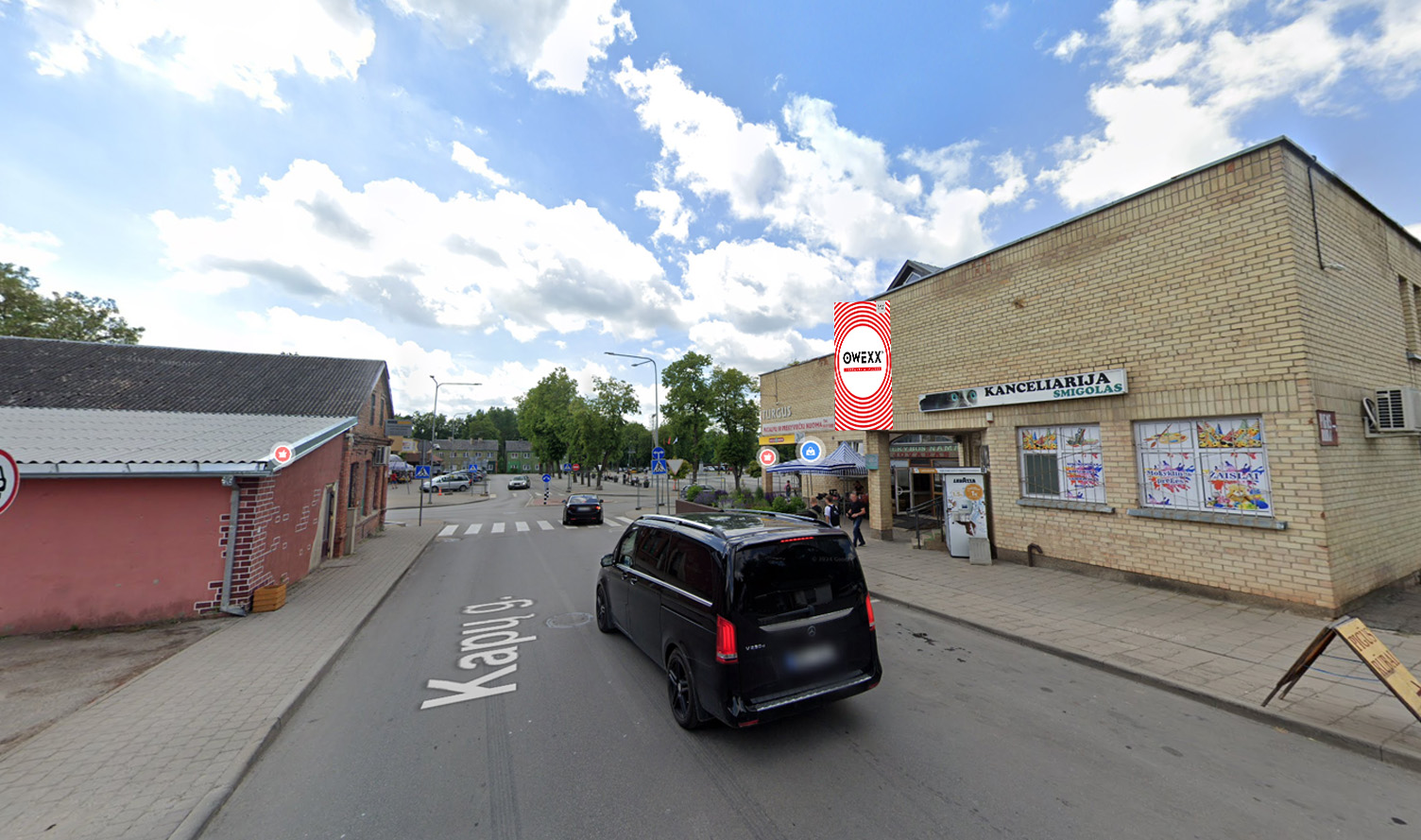 J. Basanavičiaus g. 2, iš Kapų g., Kuršėnai